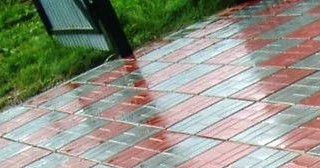Профессиональная укладка цементной тротуарной плитки в Стрежевом в октябре