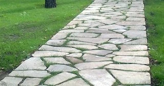 Профессиональная укладка камня на дорожки в Стрежевом в октябре